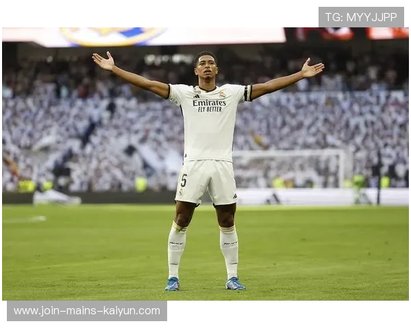 皇马中路渗透，贝林厄姆外脚背传球助攻破门